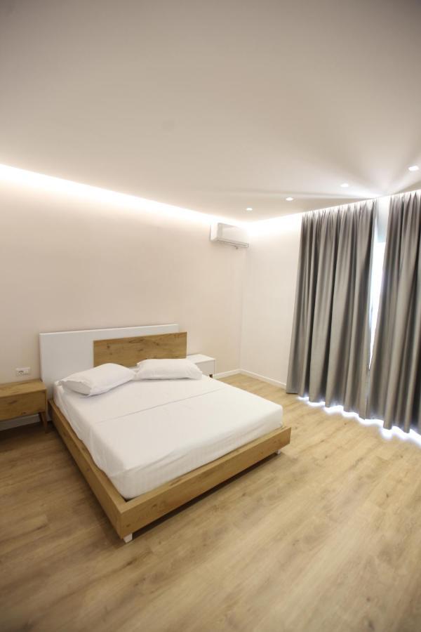 Sea Breeze Villa Sarandë 외부 사진