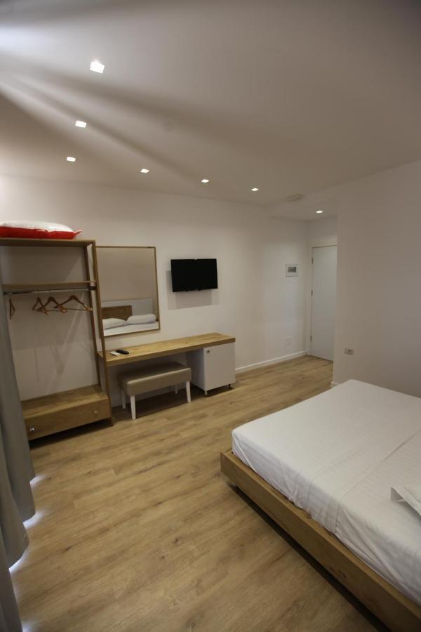 Sea Breeze Villa Sarandë 외부 사진