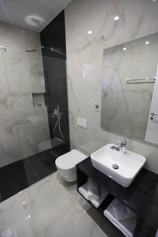 Sea Breeze Villa Sarandë 외부 사진
