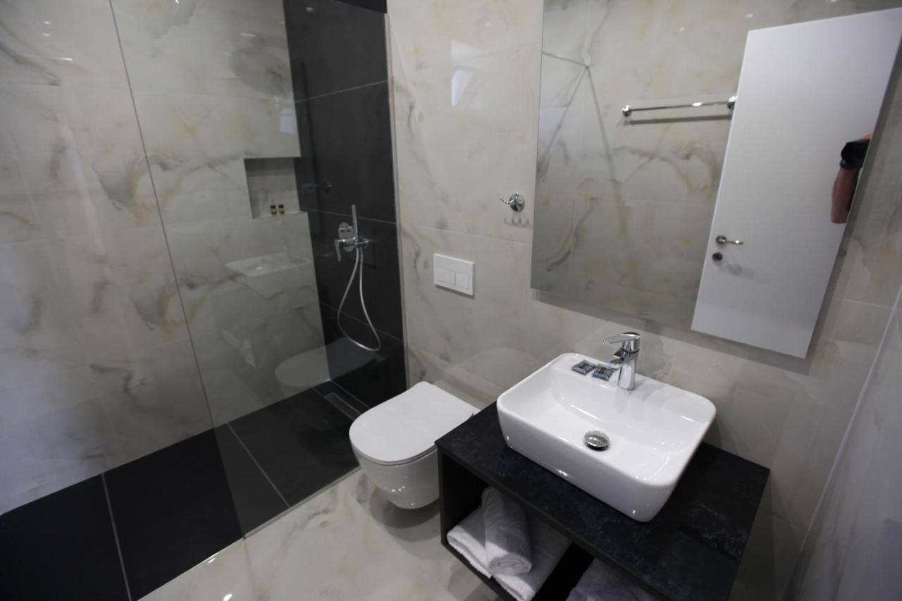 Sea Breeze Villa Sarandë 외부 사진