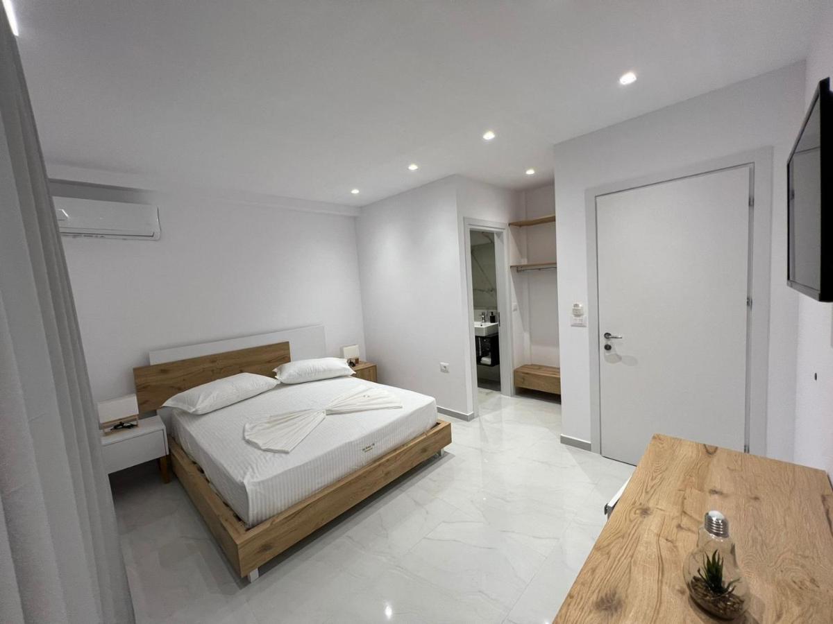 Sea Breeze Villa Sarandë 외부 사진