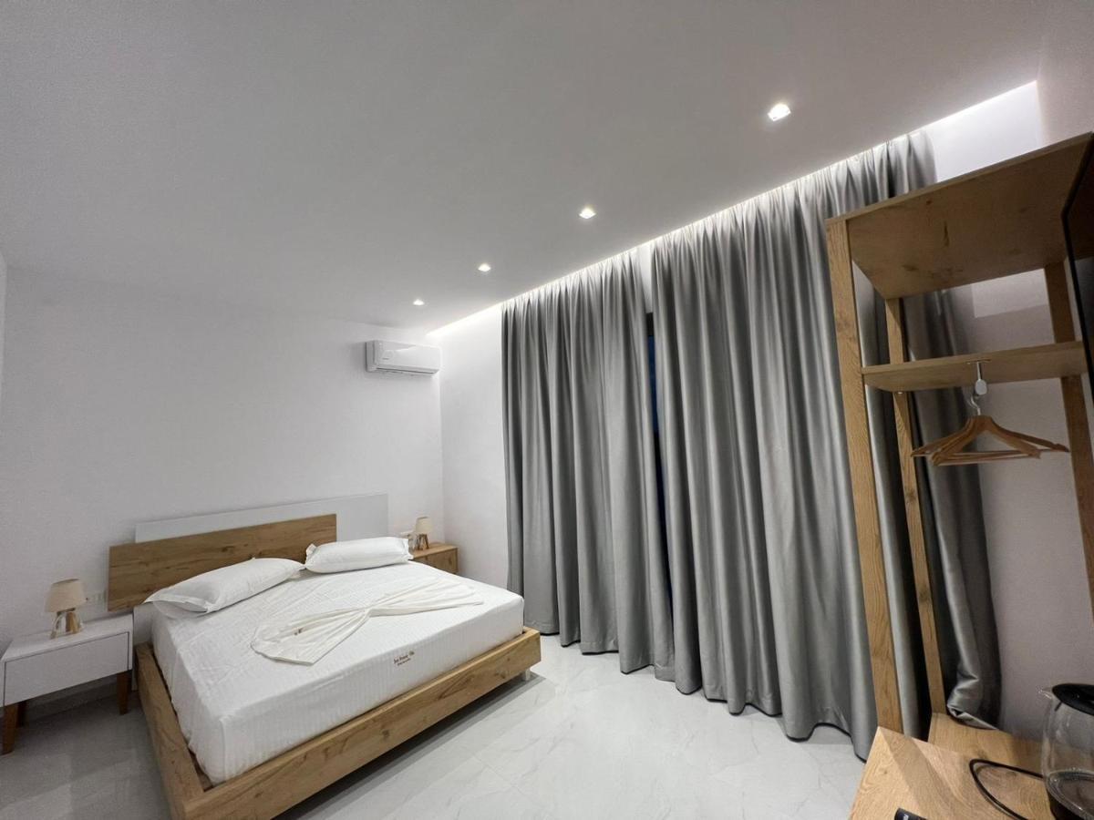 Sea Breeze Villa Sarandë 외부 사진