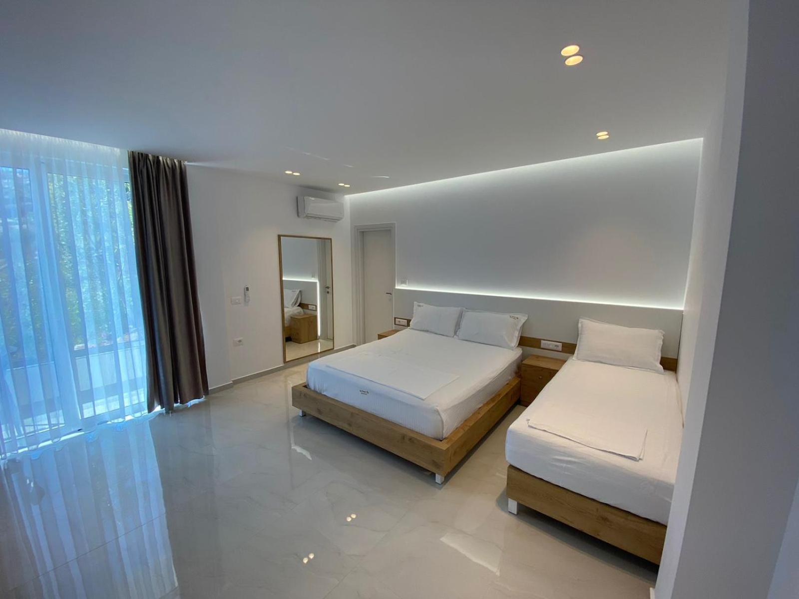 Sea Breeze Villa Sarandë 외부 사진