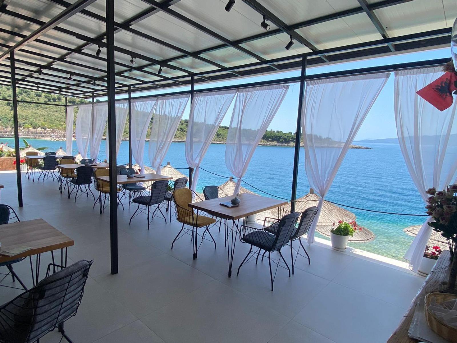 Sea Breeze Villa Sarandë 외부 사진