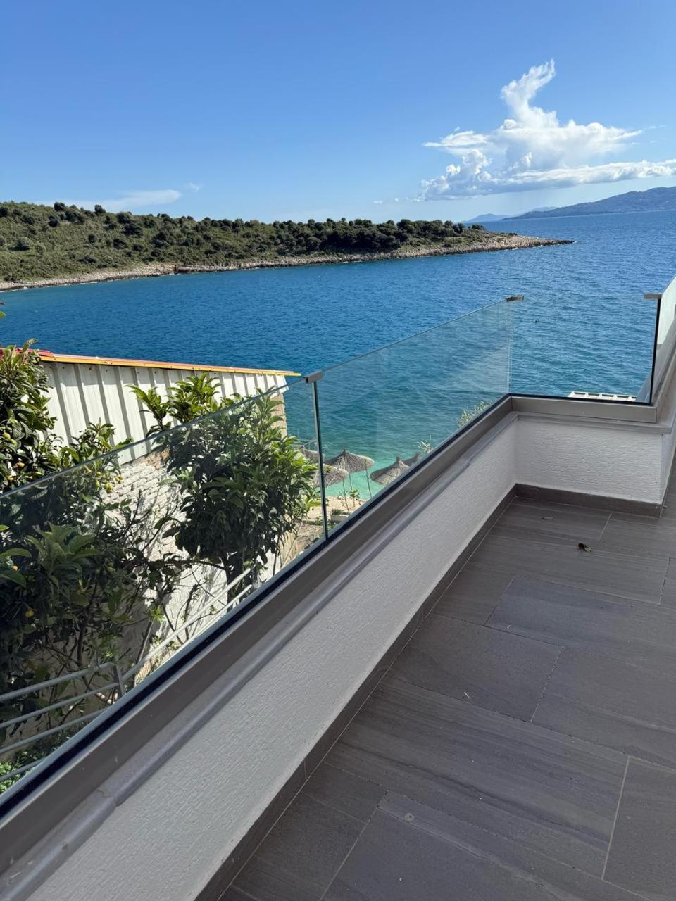 Sea Breeze Villa Sarandë 외부 사진