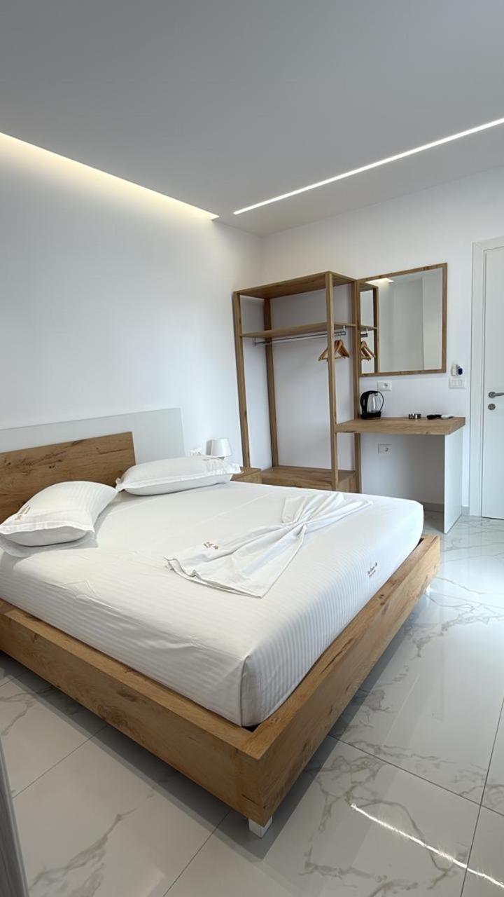 Sea Breeze Villa Sarandë 외부 사진