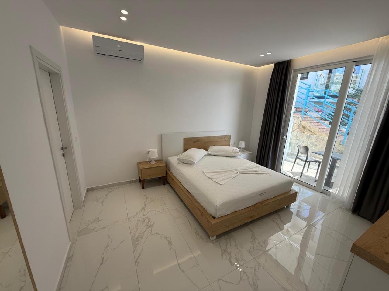 Sea Breeze Villa Sarandë 외부 사진