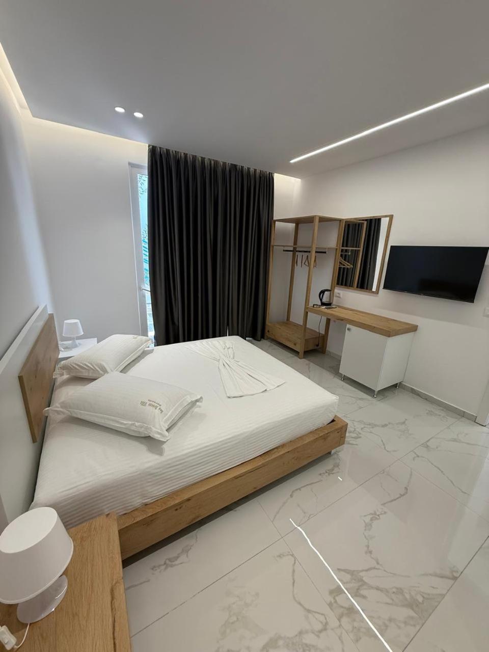 Sea Breeze Villa Sarandë 외부 사진